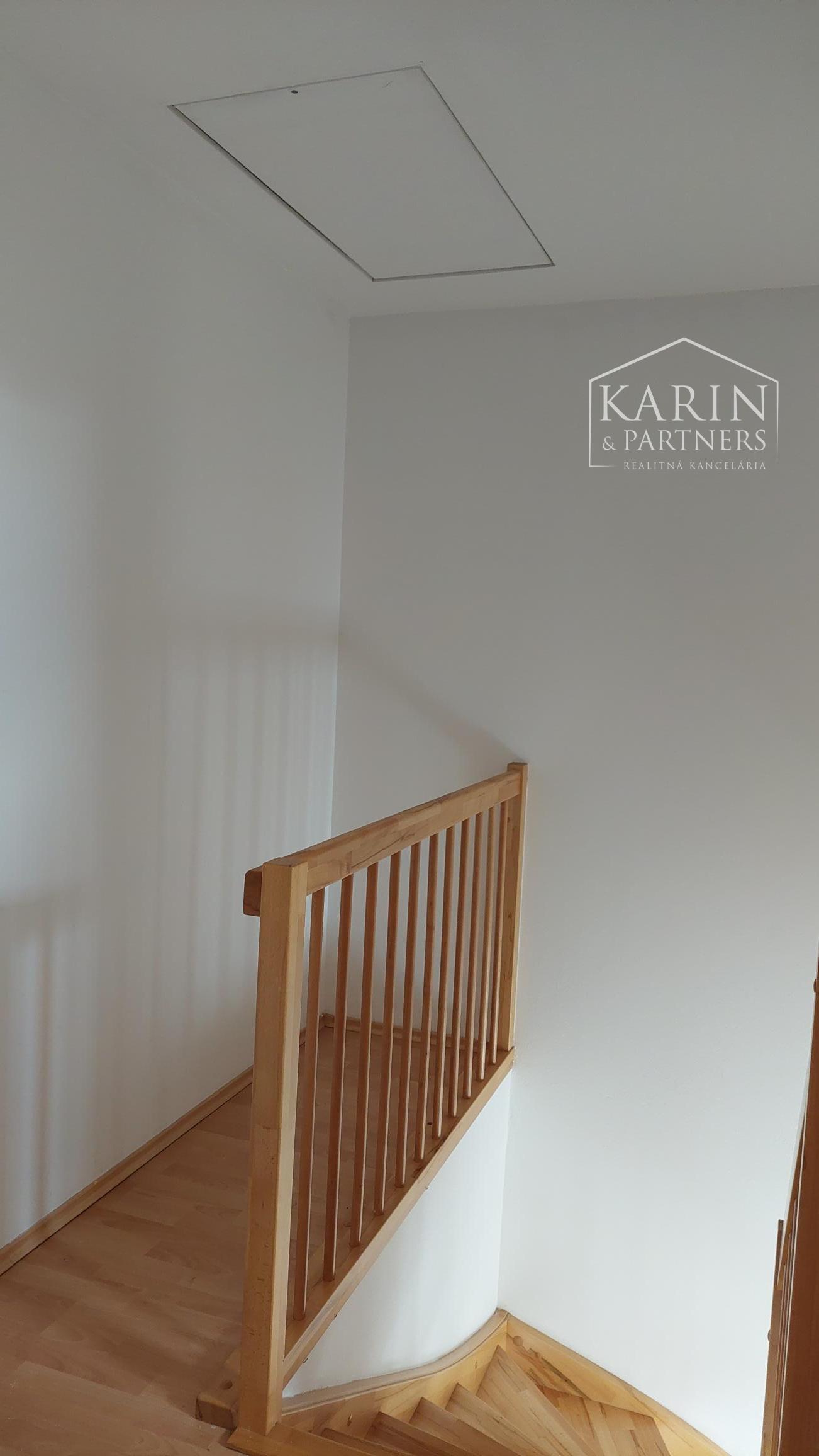 REZERVOVANÉ - 3 izbový mezanínový byt v Senci