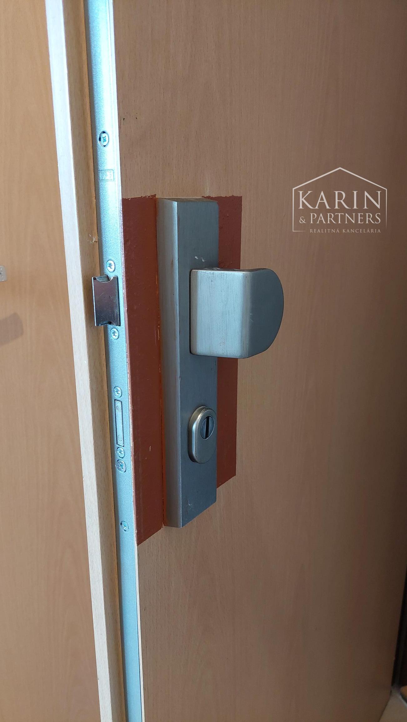 REZERVOVANÉ - 3 izbový mezanínový byt v Senci