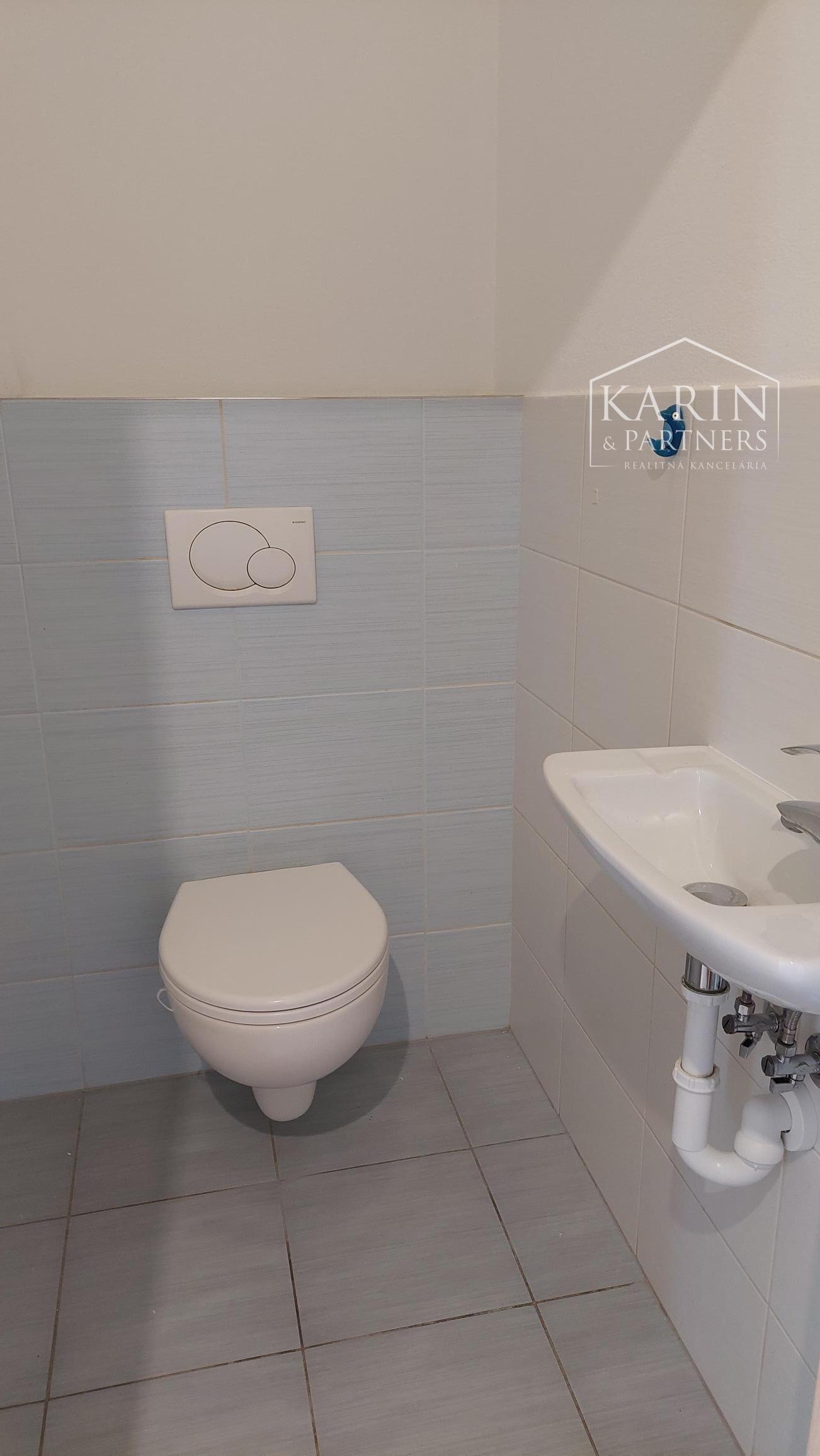 REZERVOVANÉ - 3 izbový mezanínový byt v Senci