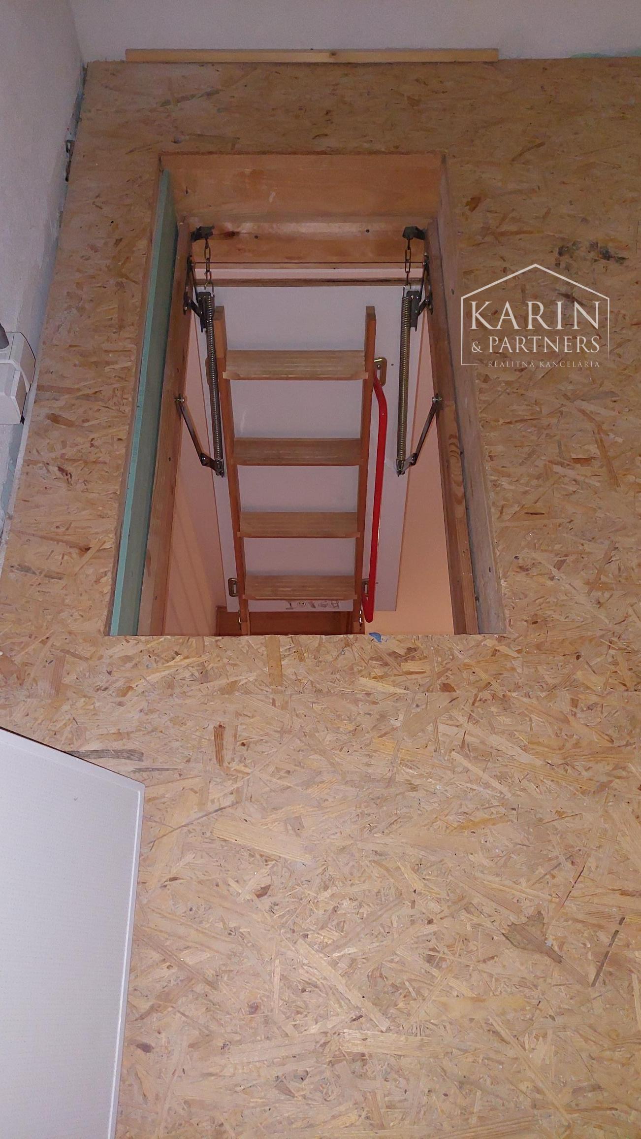 REZERVOVANÉ - 3 izbový mezanínový byt v Senci