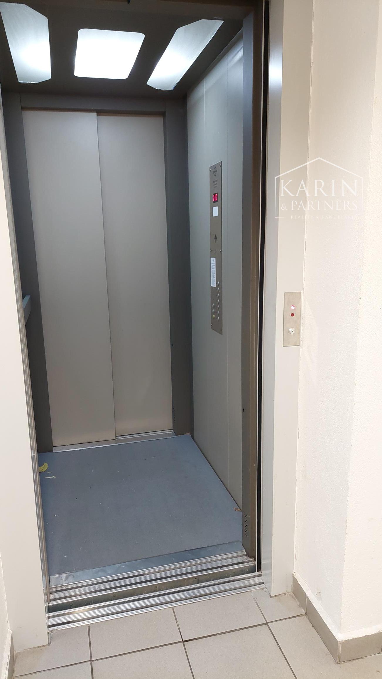 Atraktívna garsónka v Starom Meste, ul. Jelenia