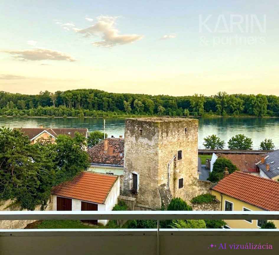 PRENÁJOM - Priestranný 4-izbový byt s panoramatickým výhľadom v centre Hainburgu