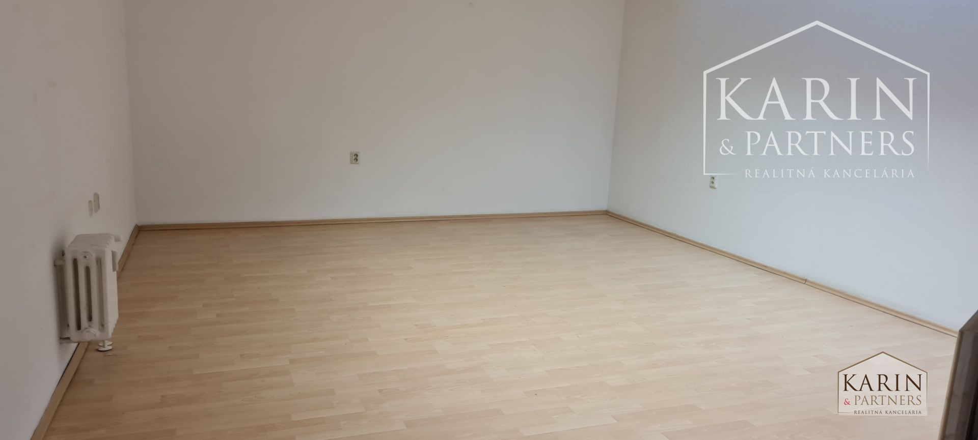 Prenájom – nebytové priestory - kancelárie 177m2 a 58m2 v historickej budove na Obchodnej ul. - Staré mesto– TOP PONUKA!