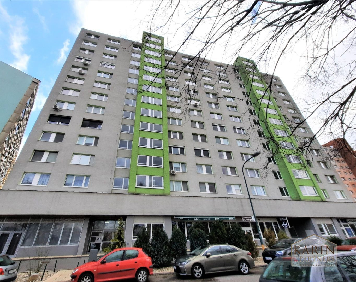 PREDANÝ  : NA PREDAJ - GARSÓNKA DE LUXE - BRATISLAVA - PETRŽALKA - MLYNAROVIČOVÁ