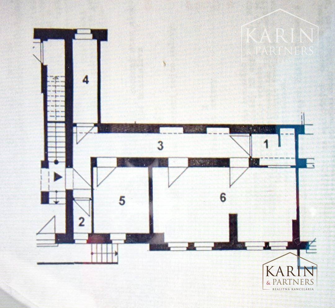 Štýlový  3 izbový priestor na bývanie alebo podnikanie na lukratívnej adrese Bratislavy – Palisády, Godrova ul.