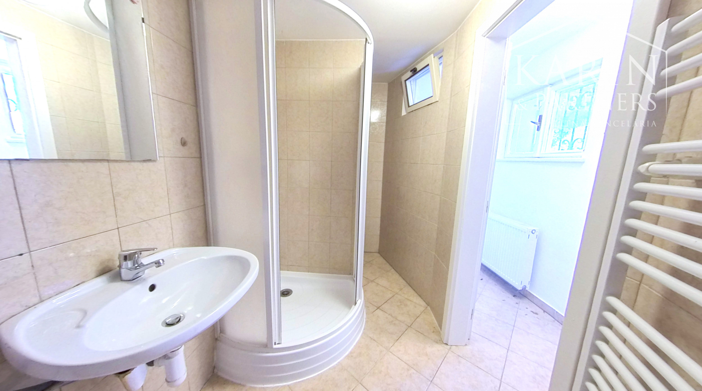 Predaj - Rodinný dom na Hradnom kopci - Investičná príležitosť - BA I