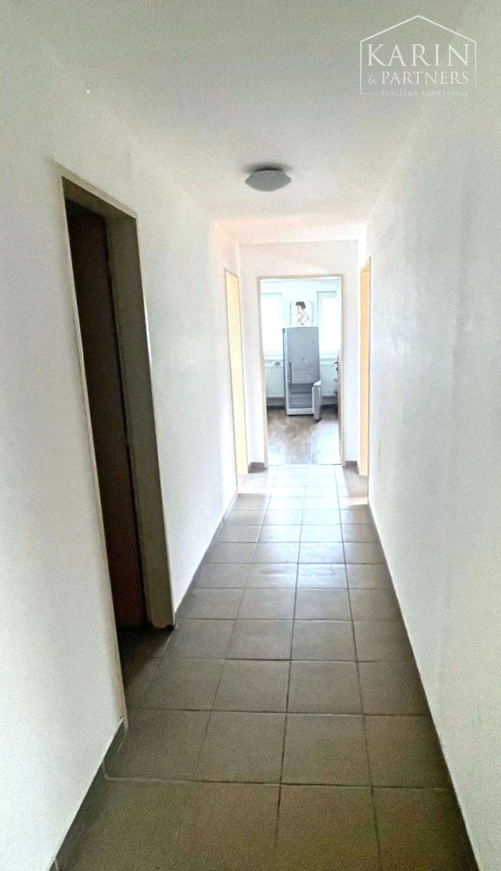 Predaj rodinný dom Dunakiliti - bývanie / podnikanie