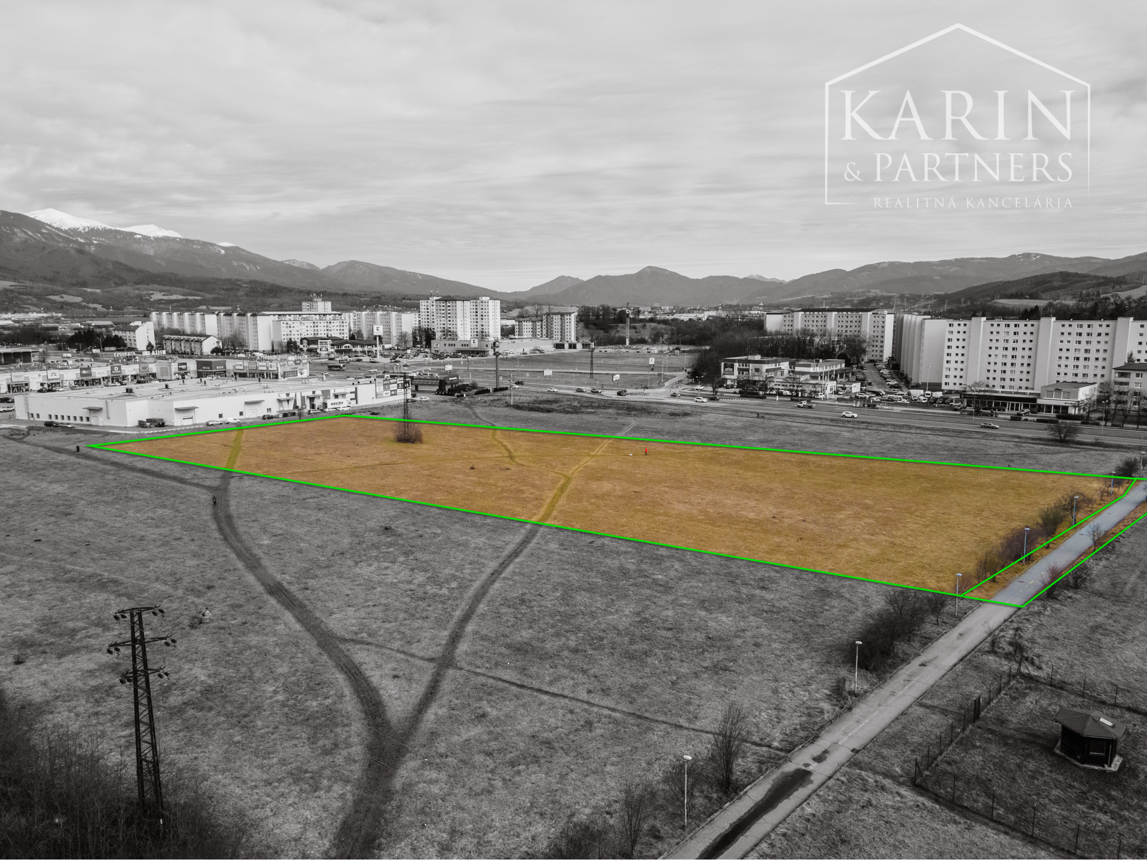 NA PREDAJ INVESTIČNÝ POZEMOK V MARTINE