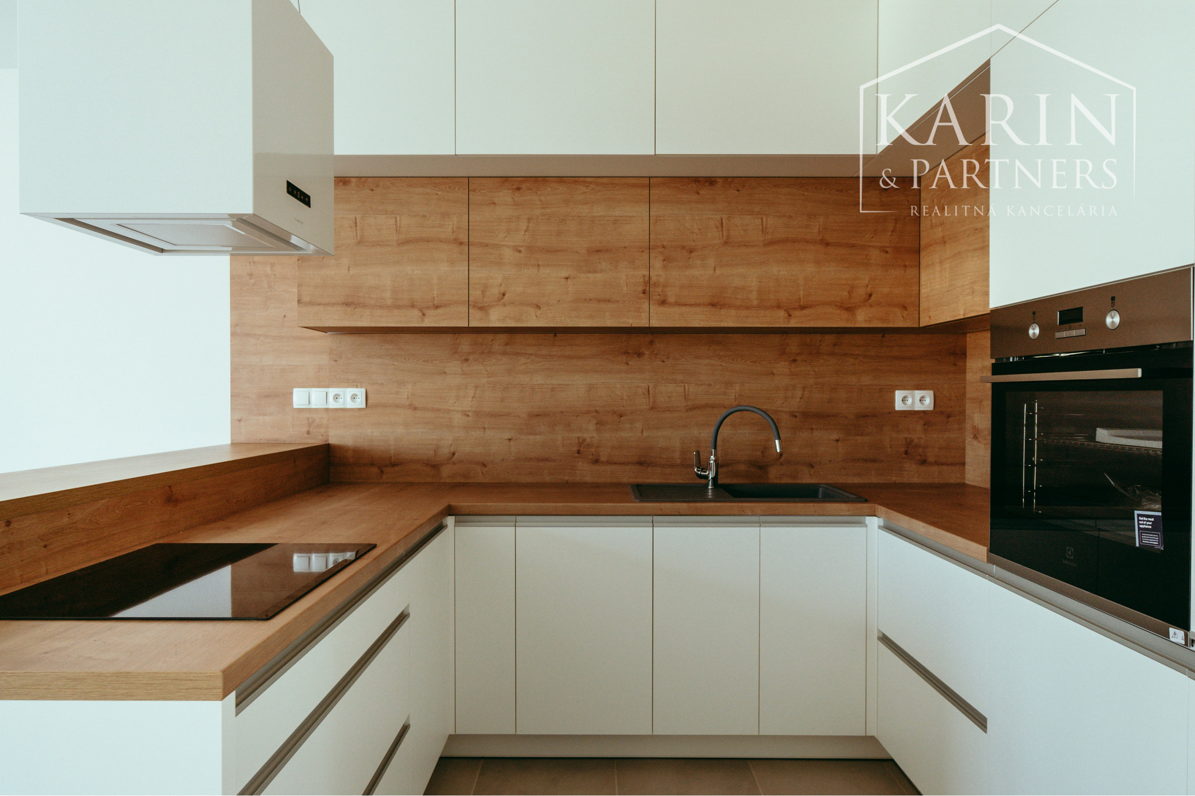 POD LESÍKOM - 5-izbové rodinné domy na krok od prírody