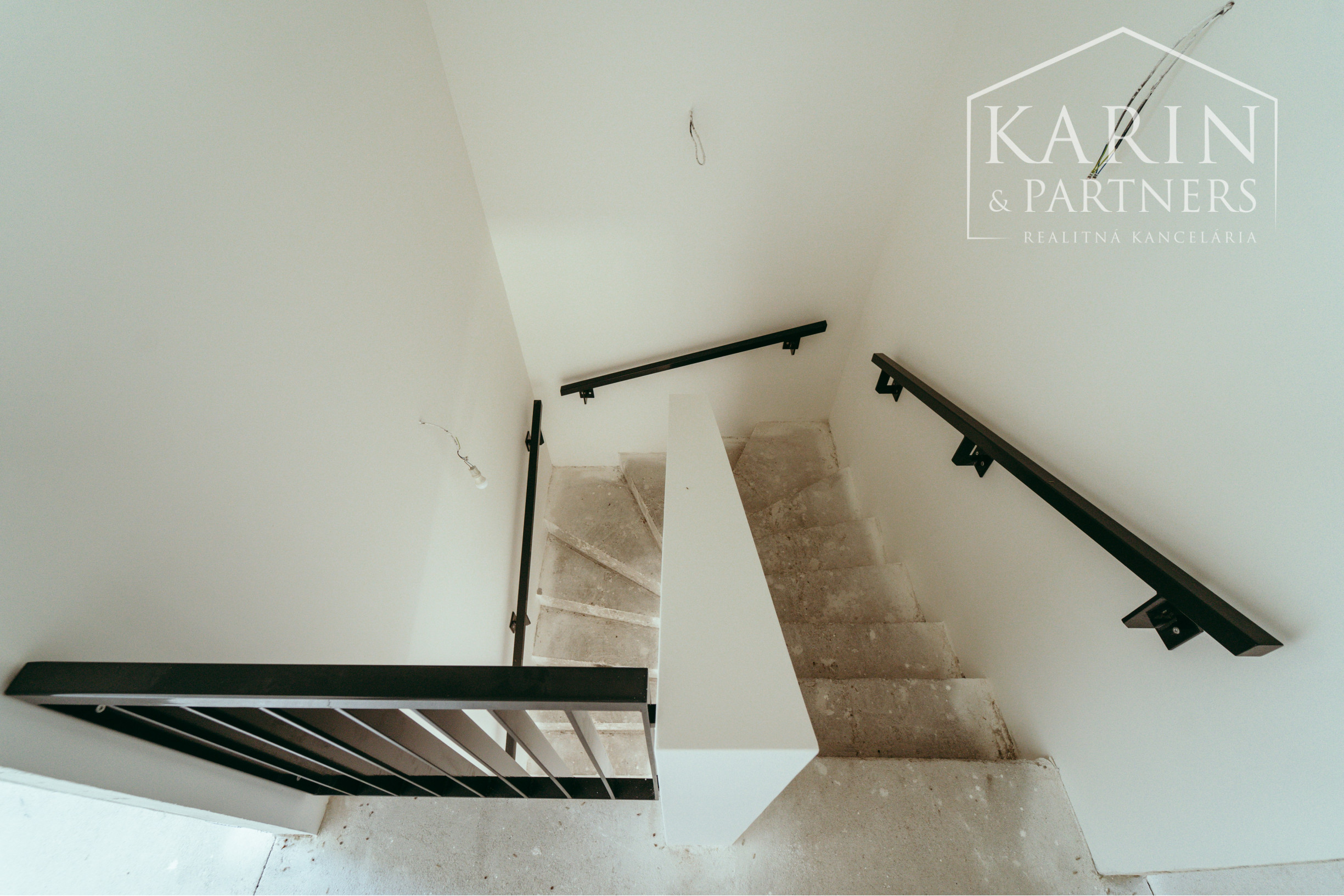 POD LESÍKOM - 5-izbové rodinné domy na krok od prírody