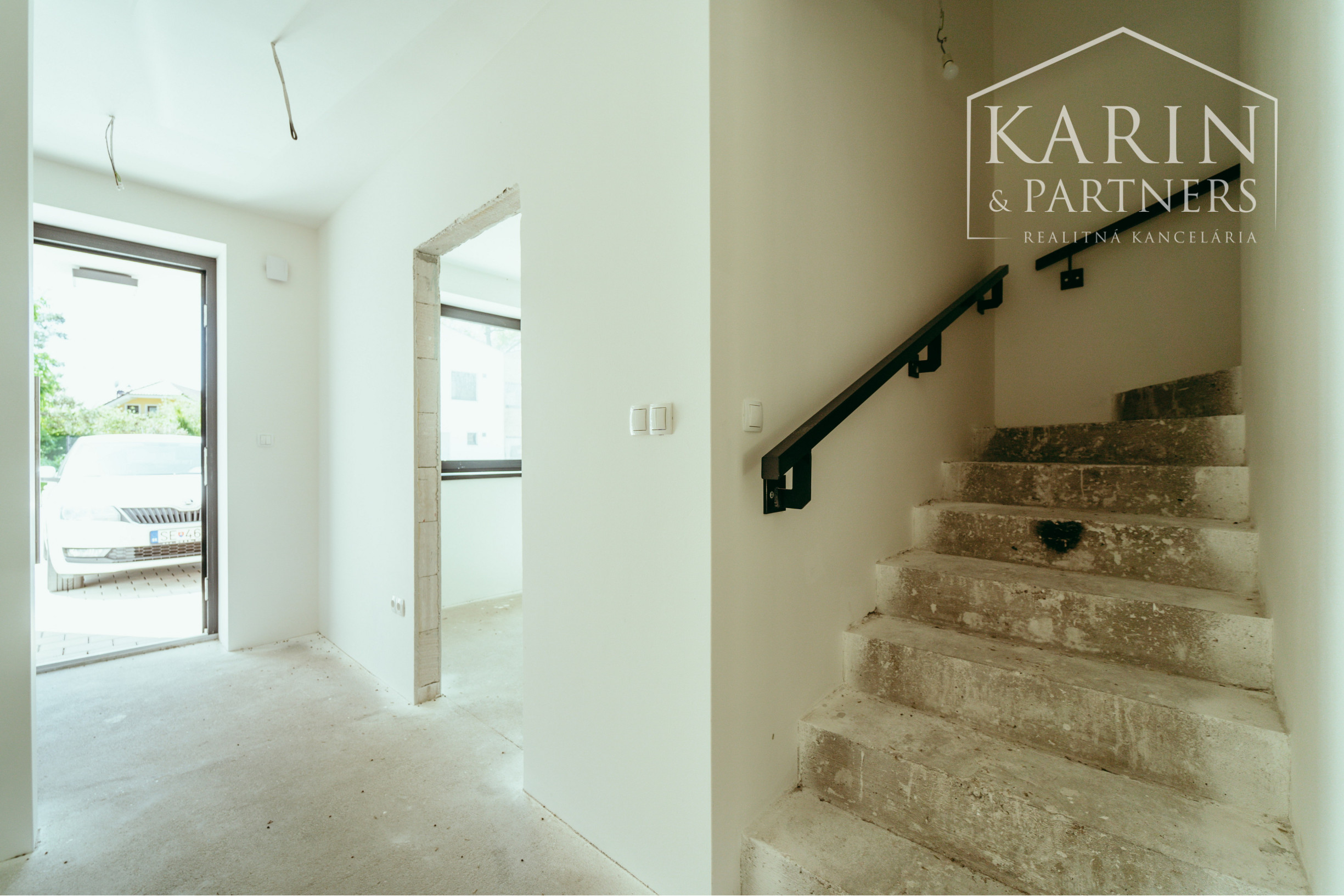 POD LESÍKOM - 5-izbové rodinné domy na krok od prírody