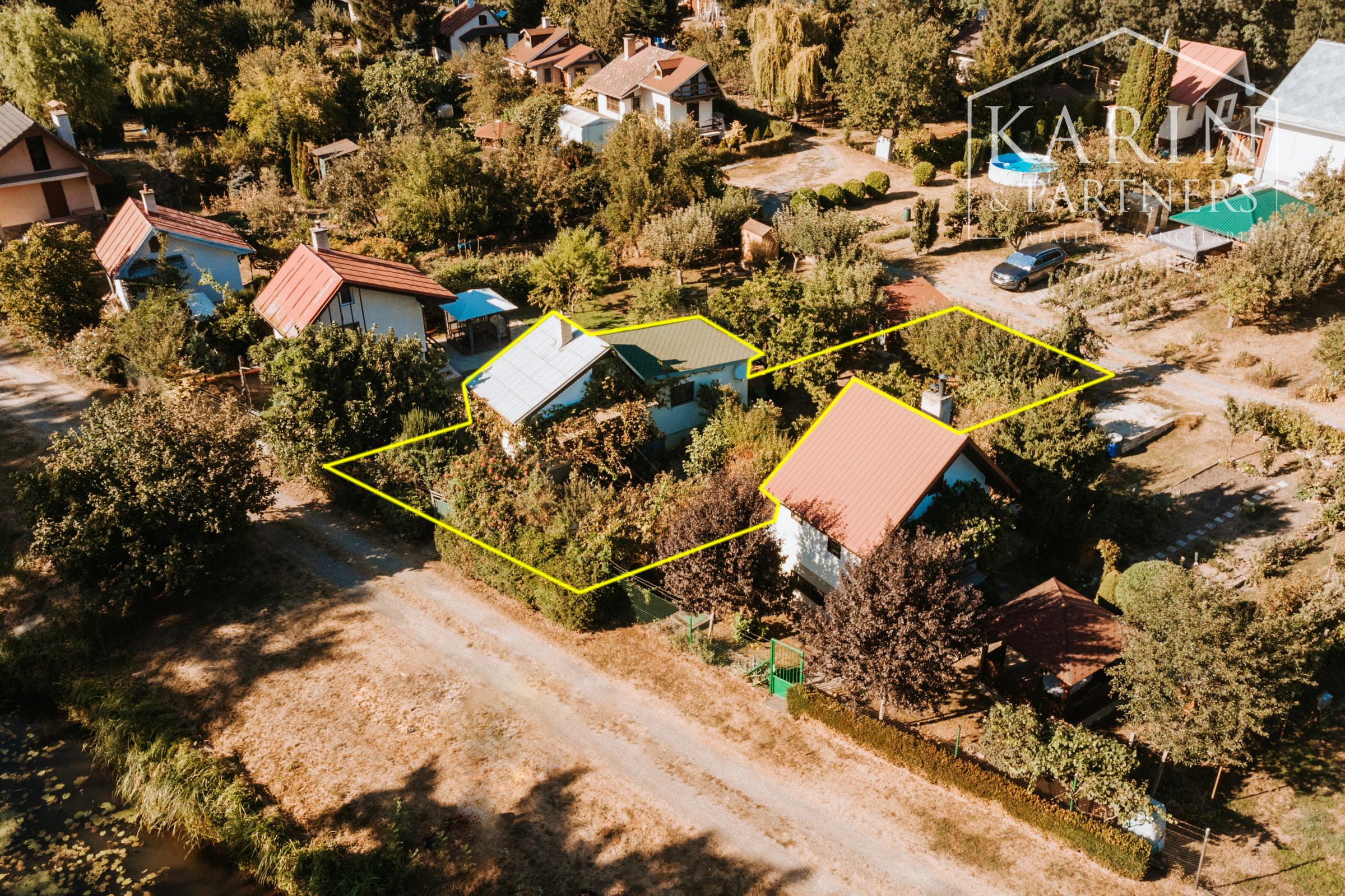 Chata pri Lábskom jazere neďaleko Bratislavy s možnosťou celoročného využitia