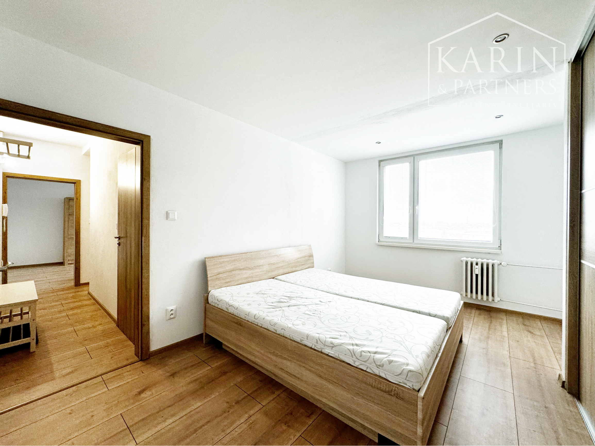 Krásne zrekonštruovaný 2-izbový byt, Skalica - Záhradná