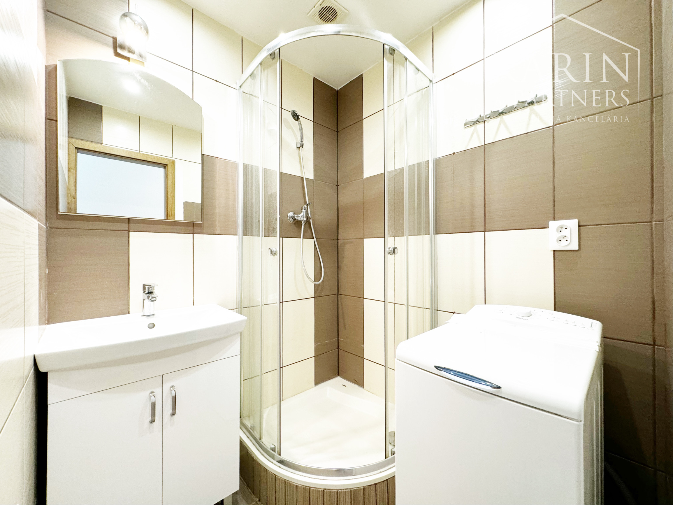 Krásne zrekonštruovaný 2-izbový byt, Skalica - Záhradná