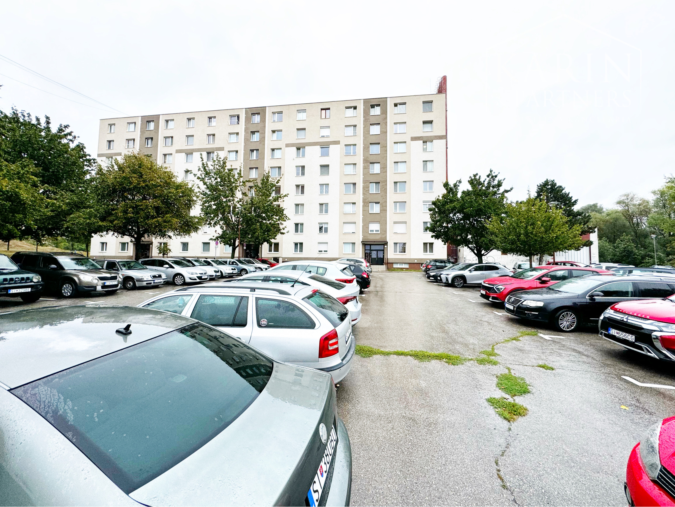 Krásne zrekonštruovaný 2-izbový byt, Skalica - Záhradná