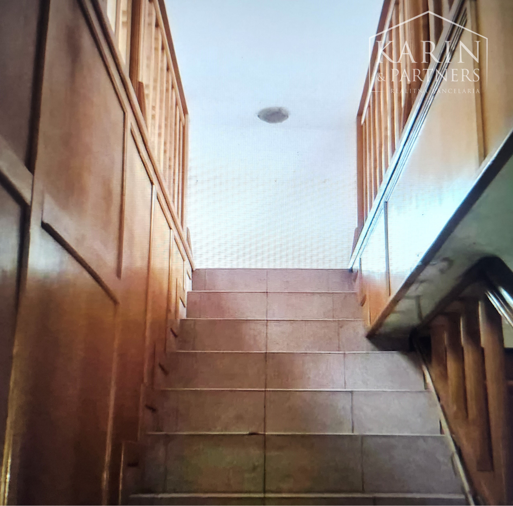 Predaj -  Komerčný objekt  v Mosonmagyaróvár – Maďarsko