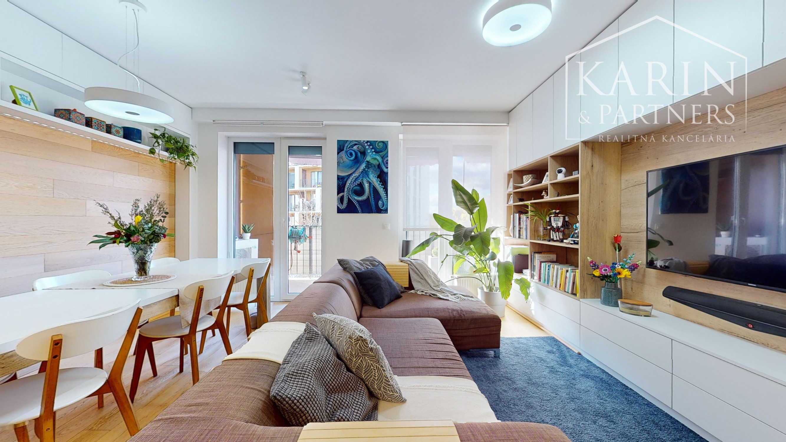 REZERVOVANÝ KOMPLETNE ZARIADENÝ ŠTVORIZBOVÝ BYT S BALKÓNOM V PETRŽALKE - SLNEČNICE