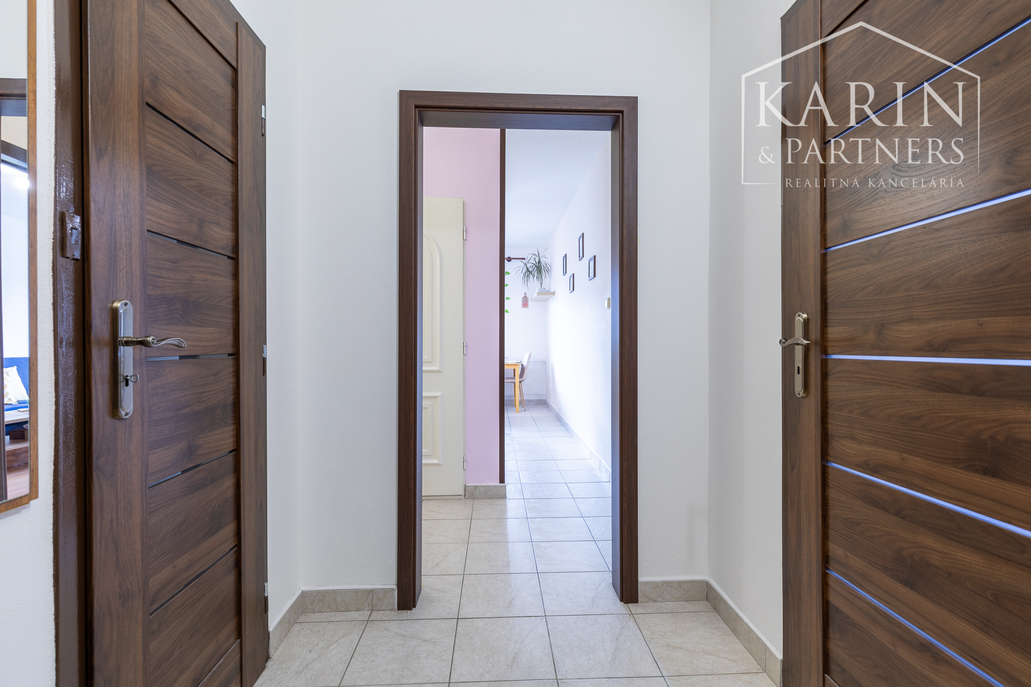 Priestranný 2-izbový byt v obľúbenej lokalite Nitra - Klokočina, PREDANÝ