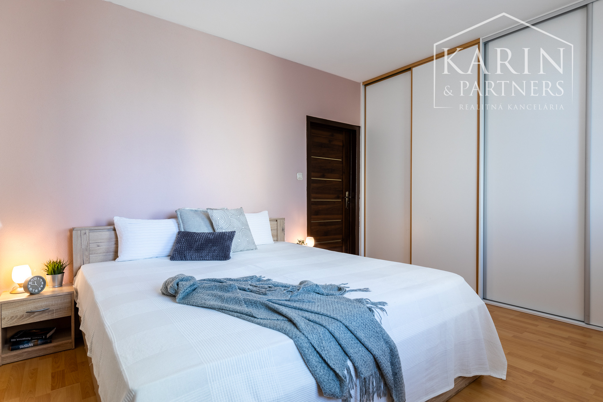 Priestranný 2-izbový byt v obľúbenej lokalite Nitra - Klokočina, PREDANÝ