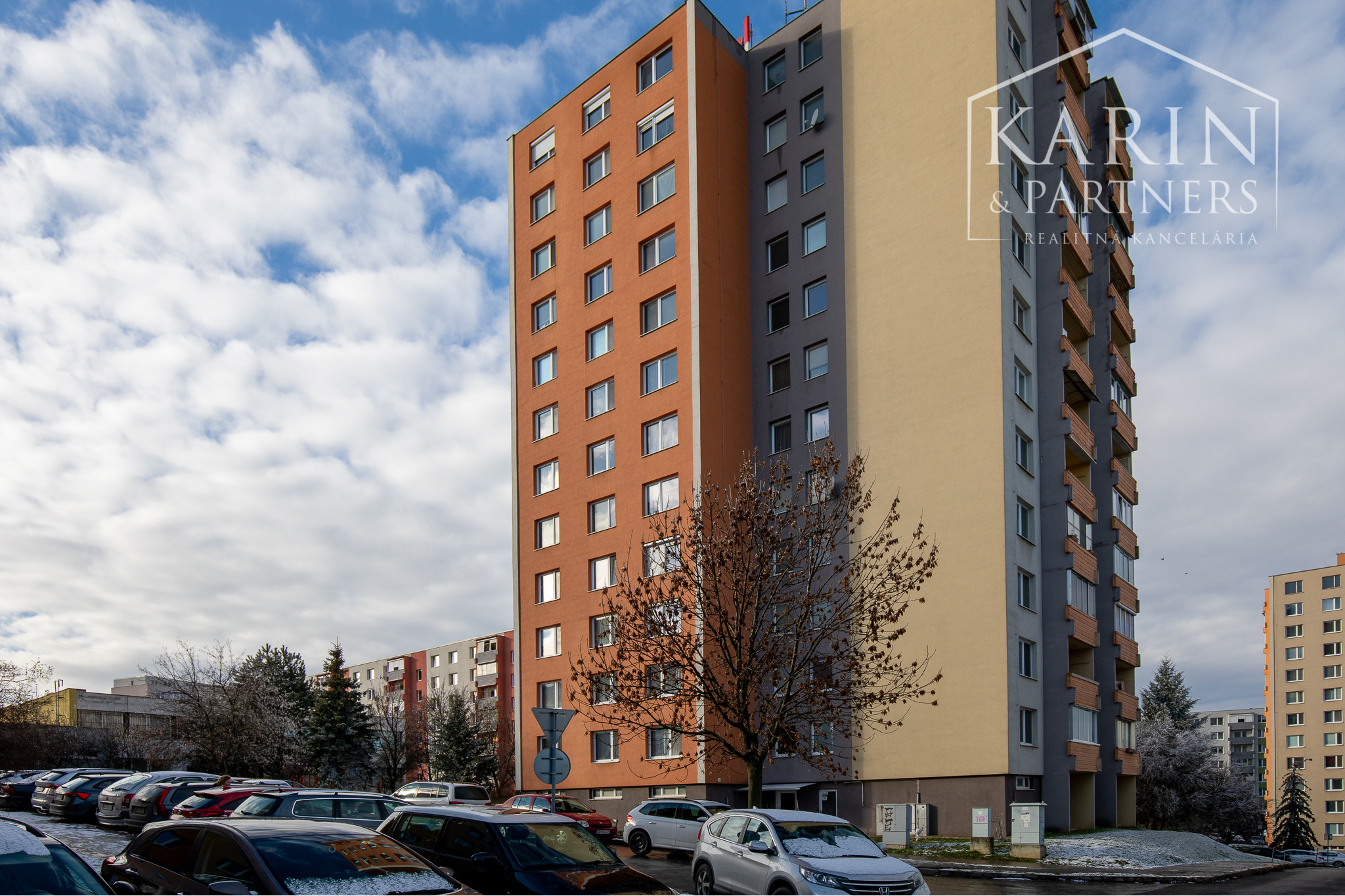 Priestranný 2-izbový byt v obľúbenej lokalite Nitra - Klokočina, PREDANÝ