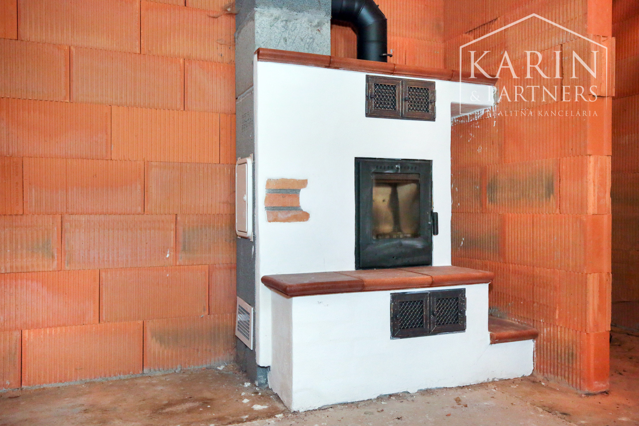 Dva apartmánové domy so záhradou a altánkom v historickom centre Banskej Štiavnice