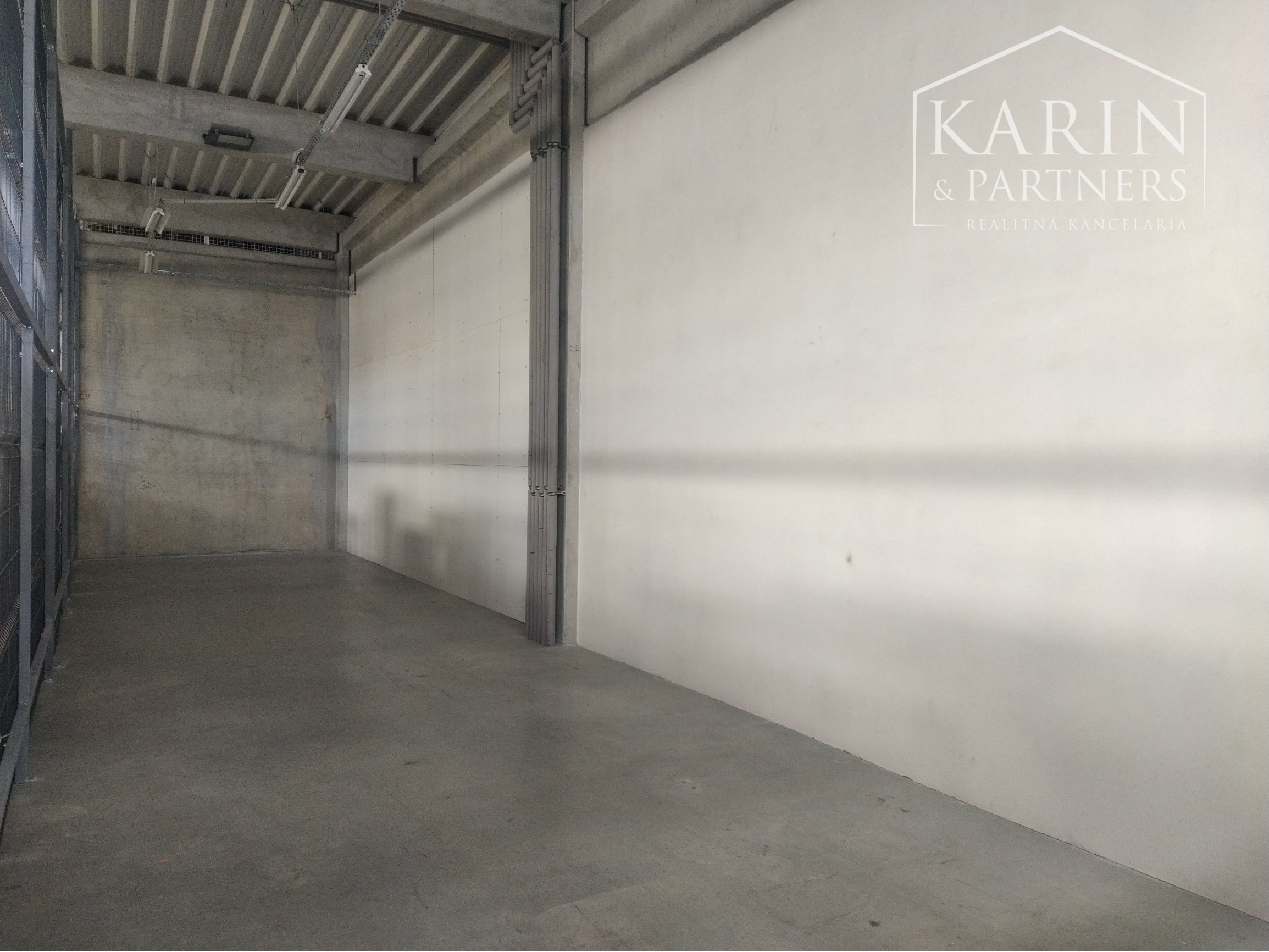 Prenájom vykurovaný sklad 49 m2, ul. Vajnorská, BA III., časť Jurajov dvor.