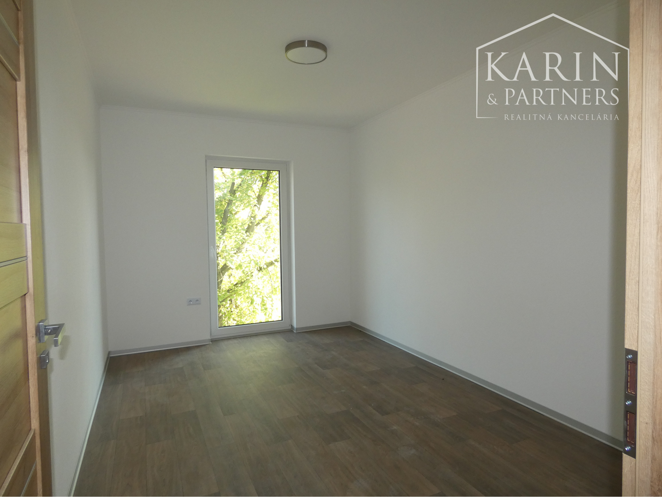 Prenájom 2-izbový byt 61m2  novostavba v centre Holíča - ul. Hviezdoslavova