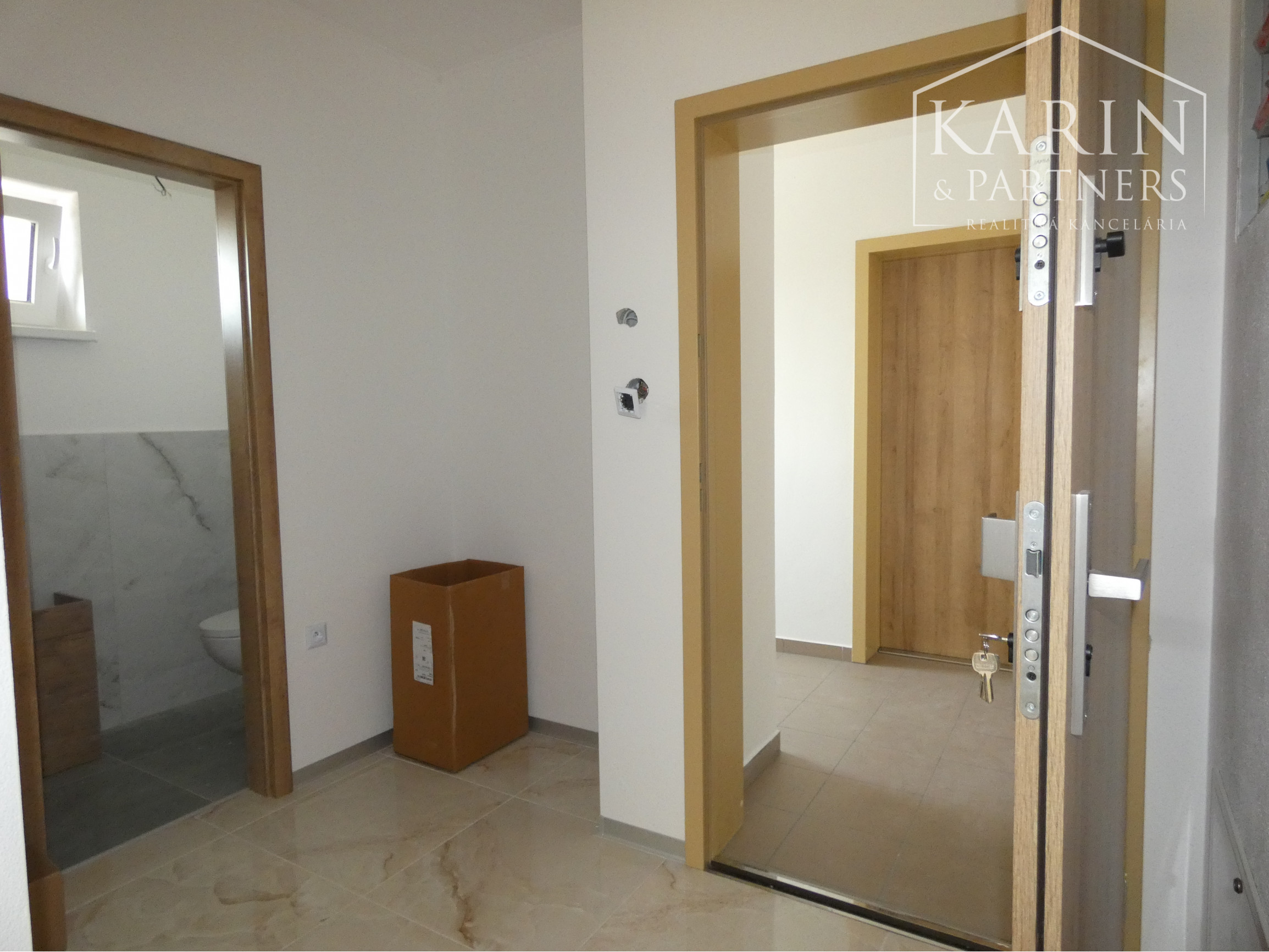 Prenájom 2-izbový byt 61m2  novostavba v centre Holíča - ul. Hviezdoslavova