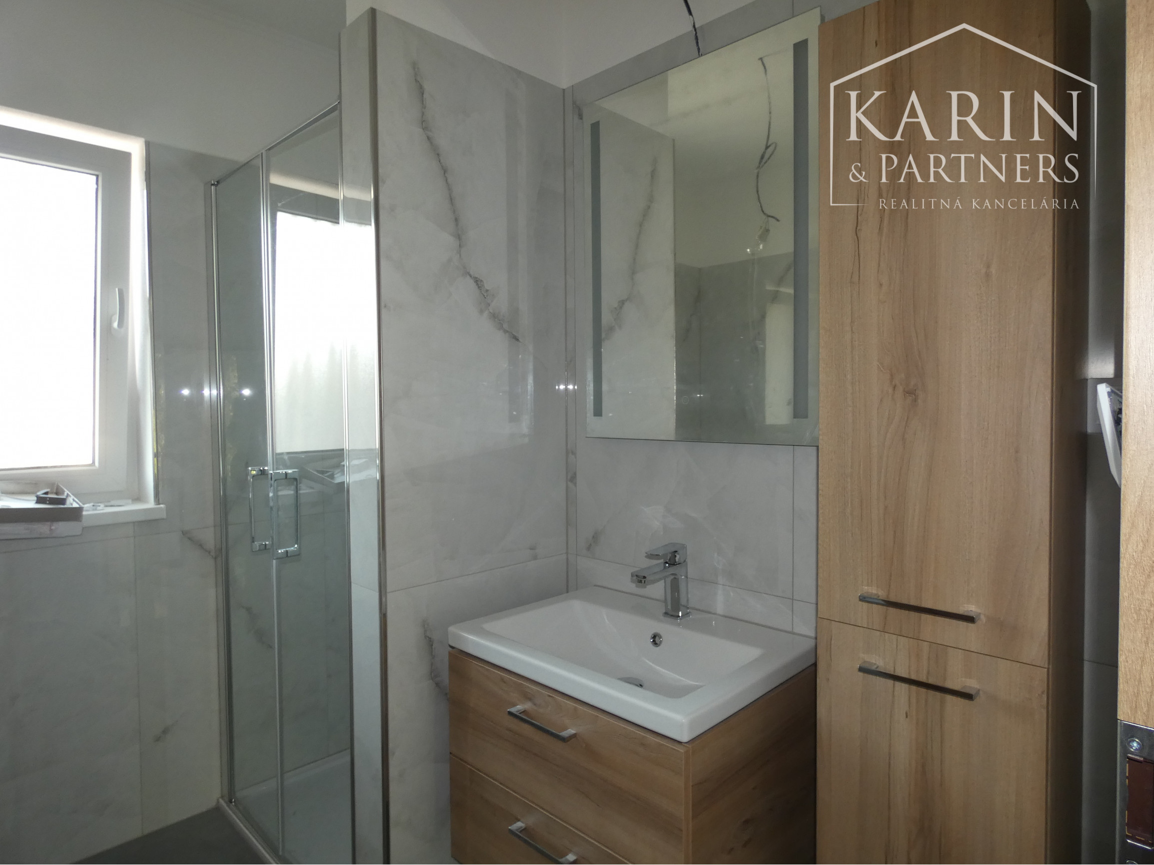 Prenájom 2-izbový byt 61m2  novostavba v centre Holíča - ul. Hviezdoslavova