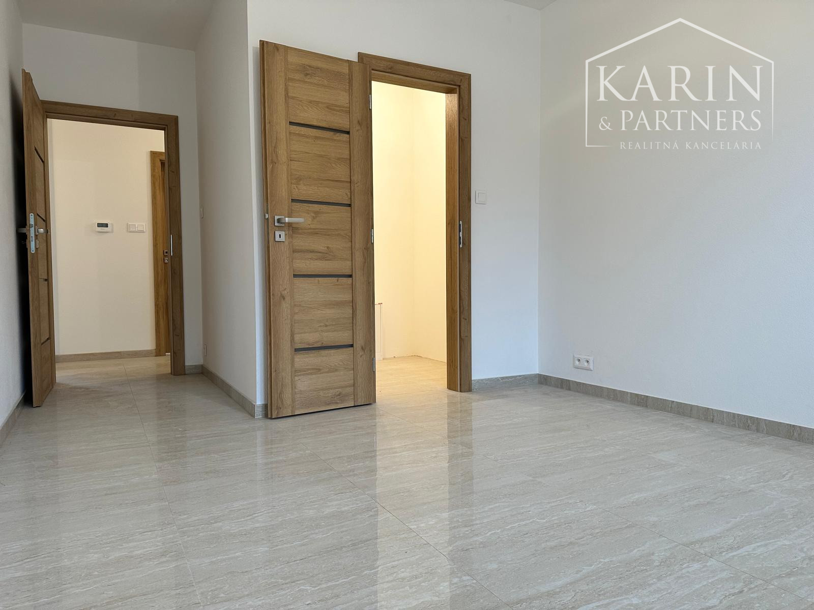 Novostavba 4 izbového rodinného domu na PREDAJ – Golianovo PREDANÝ