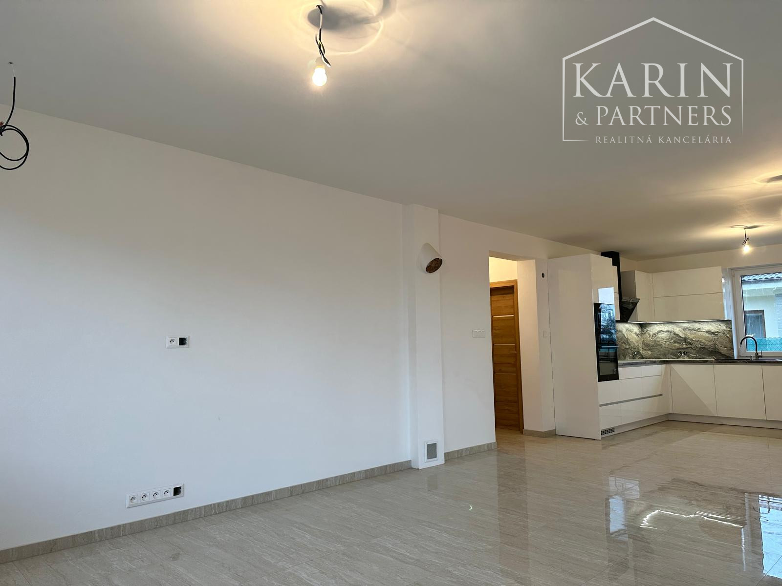 Novostavba 4 izbového rodinného domu na PREDAJ – Golianovo PREDANÝ