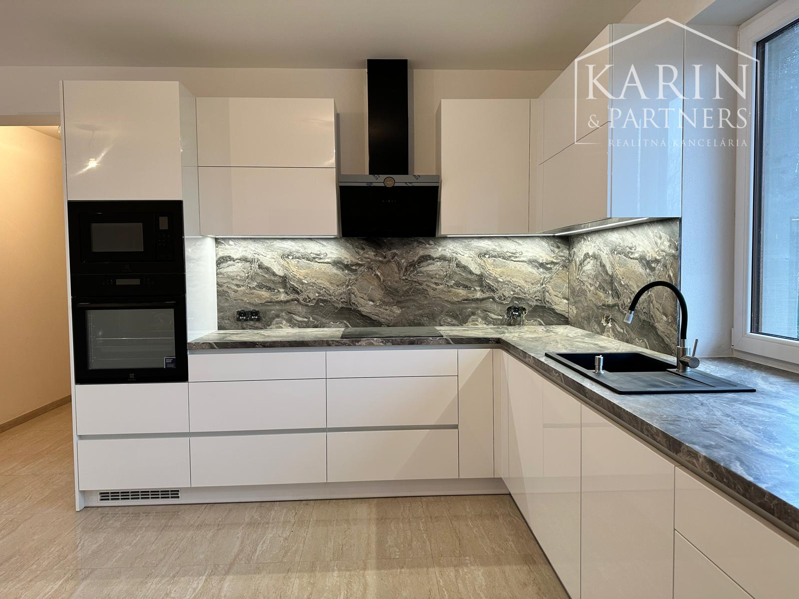 Novostavba 4 izbového rodinného domu na PREDAJ – Golianovo PREDANÝ