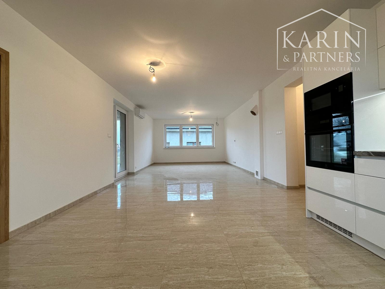 Novostavba 4 izbového rodinného domu na PREDAJ – Golianovo PREDANÝ