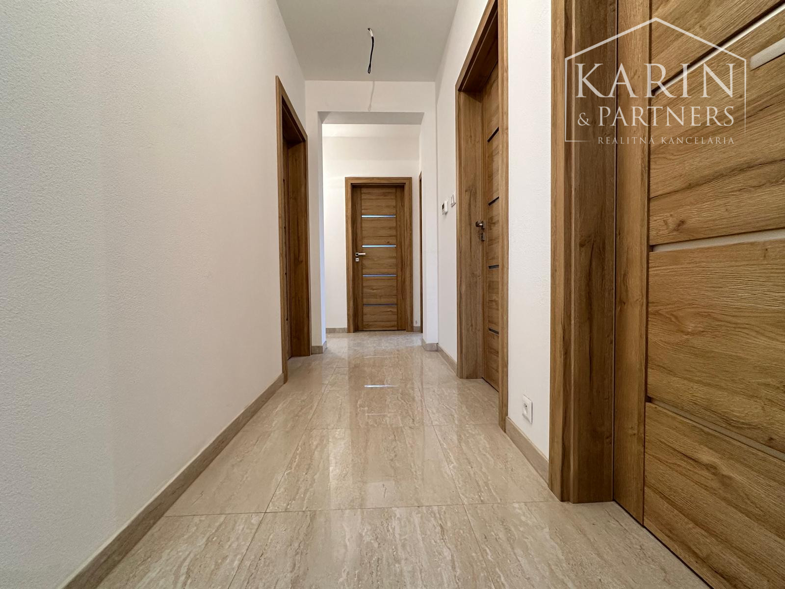 Novostavba 4 izbového rodinného domu na PREDAJ – Golianovo PREDANÝ