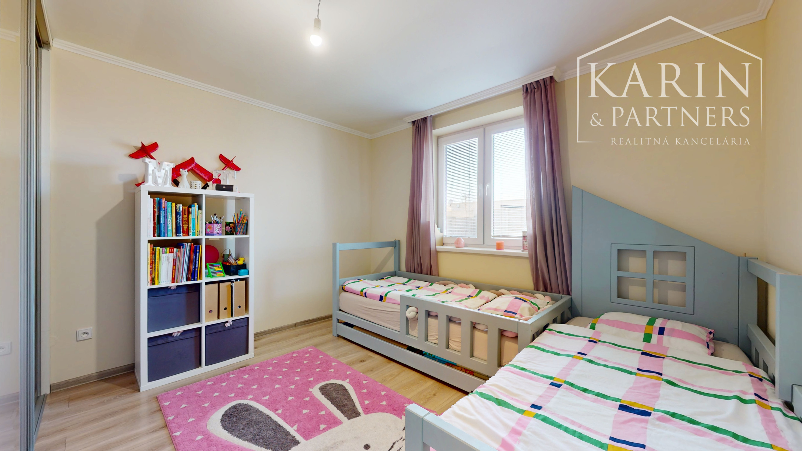 3 IZBOVÝ RODINNÝ DOM  V OBCI HRUBÁ BORŠA NA PREDAJ