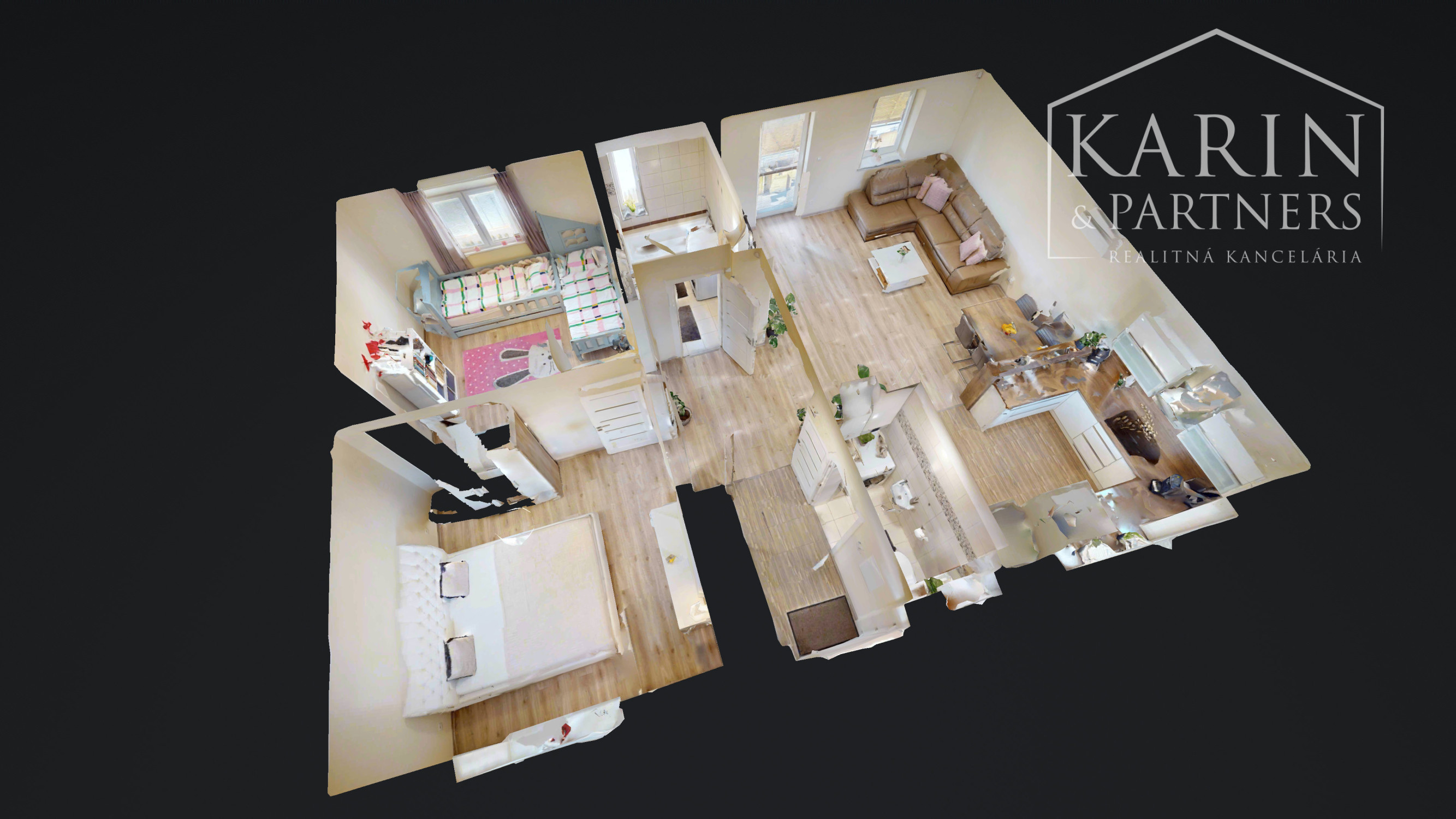 3 IZBOVÝ RODINNÝ DOM  V OBCI HRUBÁ BORŠA NA PREDAJ