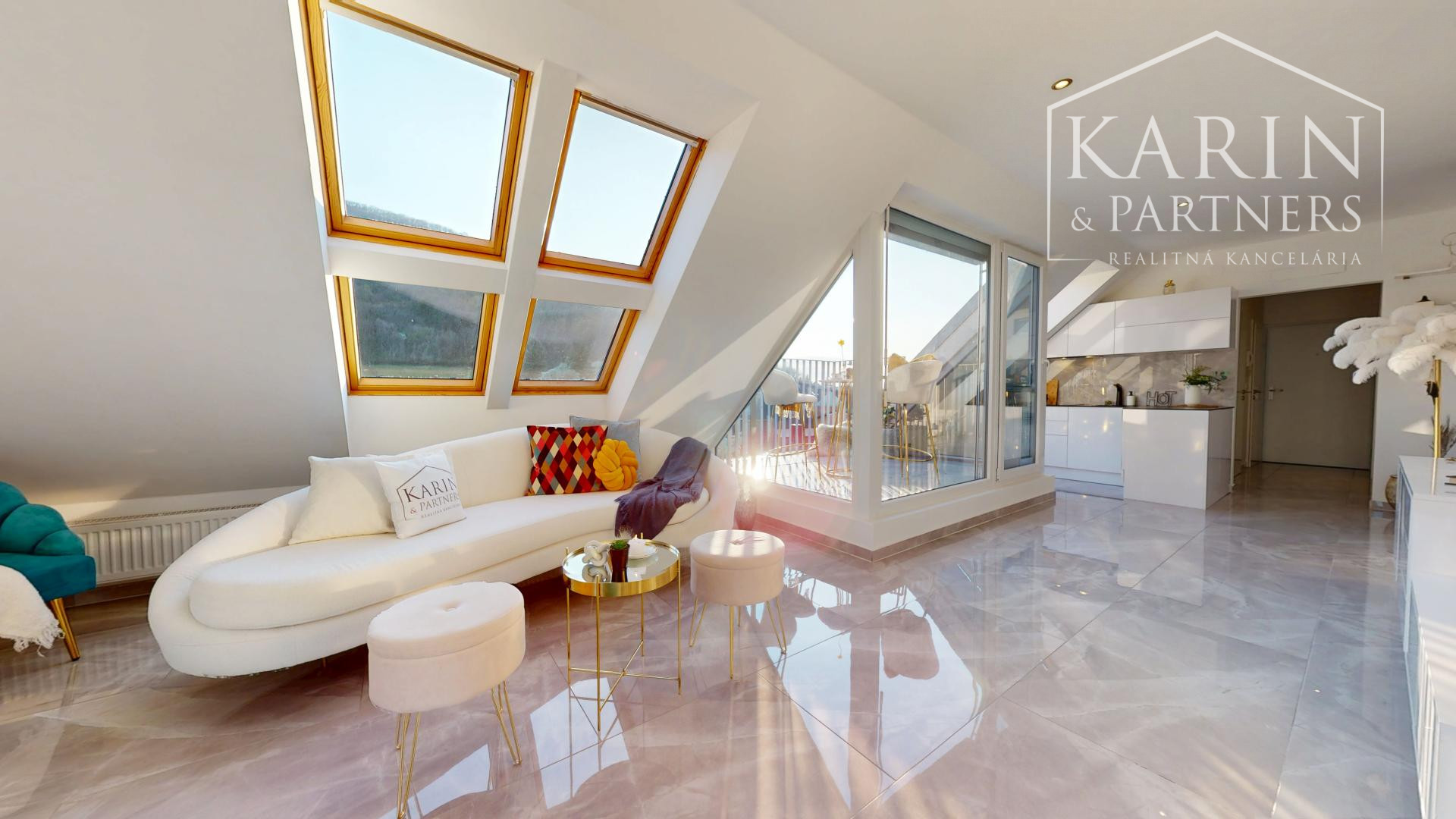 3i byt pod hradom Hainburg | terasa s výhľadom | parking