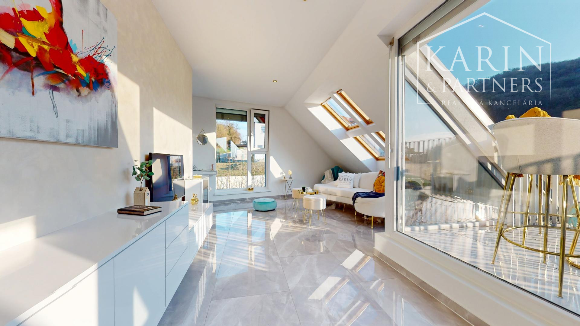 3i byt pod hradom Hainburg | terasa s výhľadom | parking