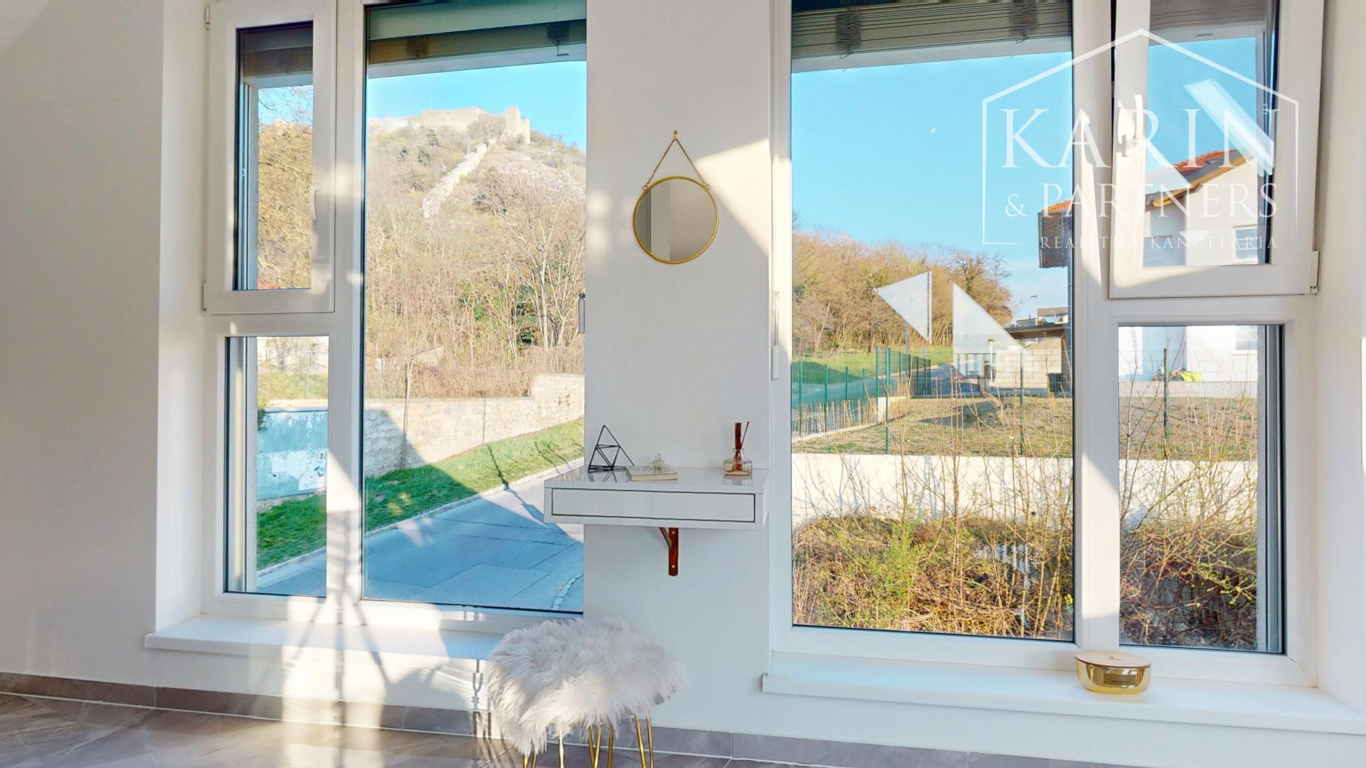 3i byt pod hradom Hainburg | terasa s výhľadom | parking