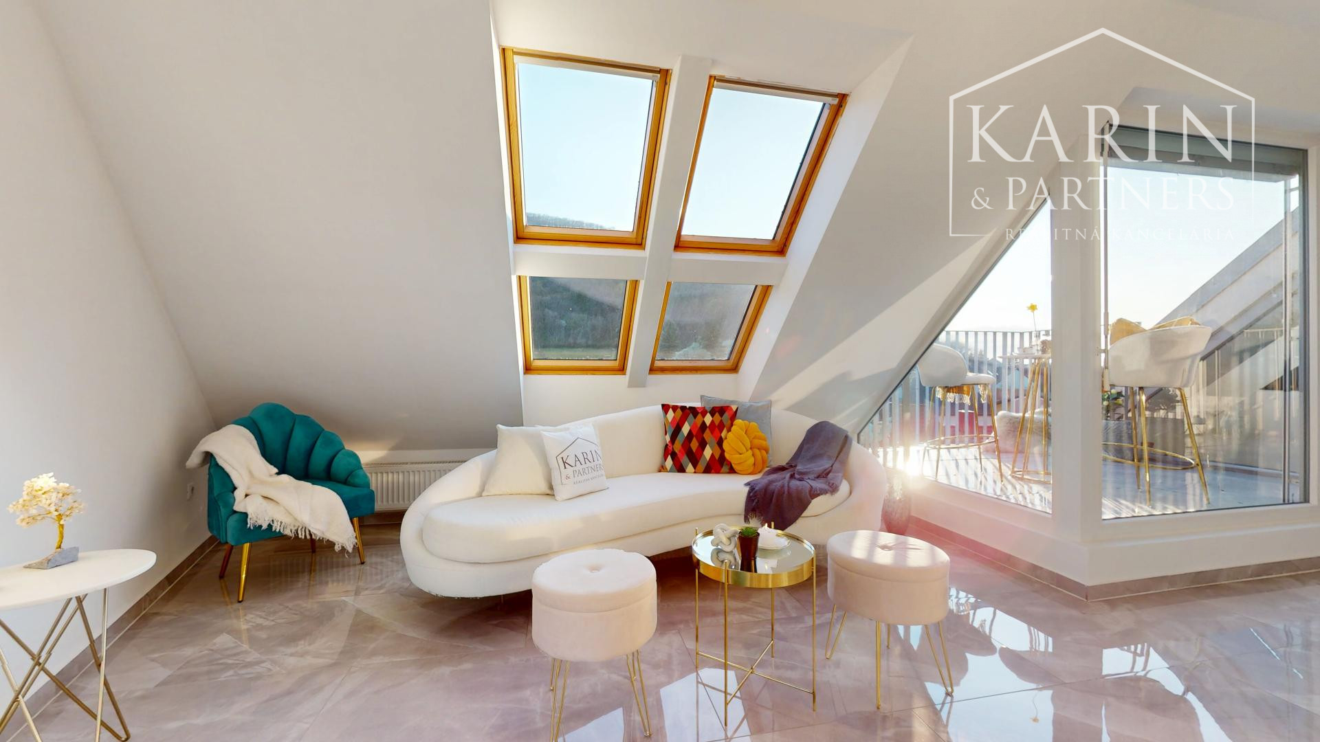 3i byt pod hradom Hainburg | terasa s výhľadom | parking