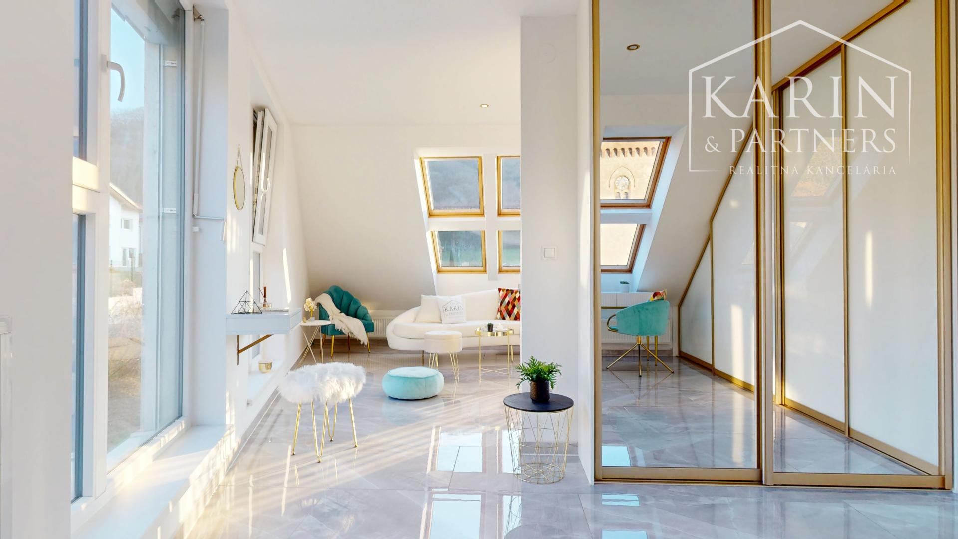 3i byt pod hradom Hainburg | terasa s výhľadom | parking