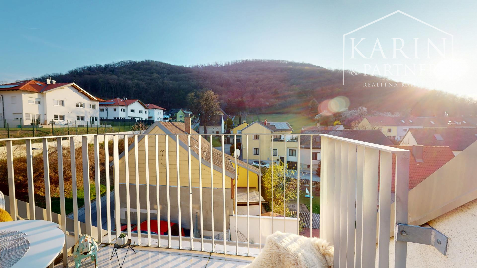 3i byt pod hradom Hainburg | terasa s výhľadom | parking