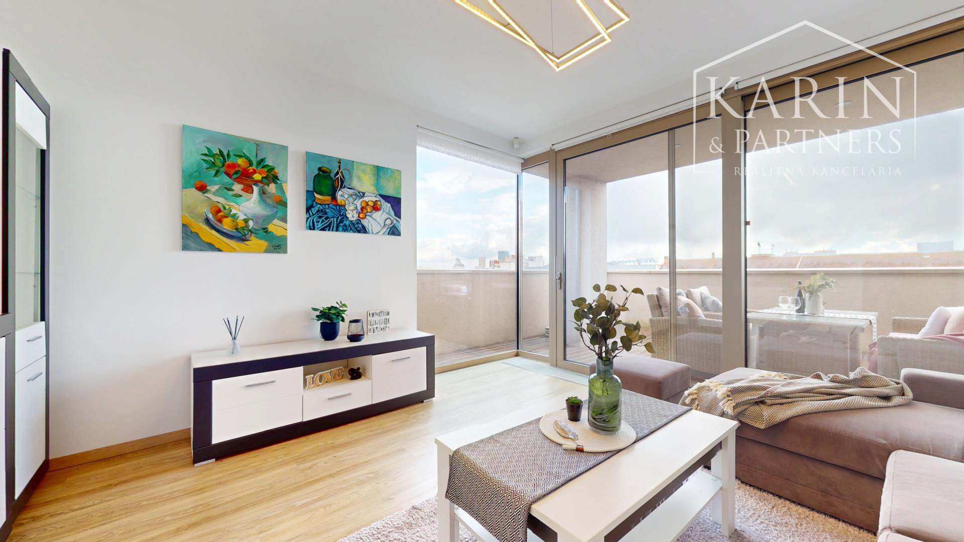 REZERVOVANÉ 3I BYT NA NAJVYŠŠOM POSCHODÍ S LODŽIOU A PIVNICOU