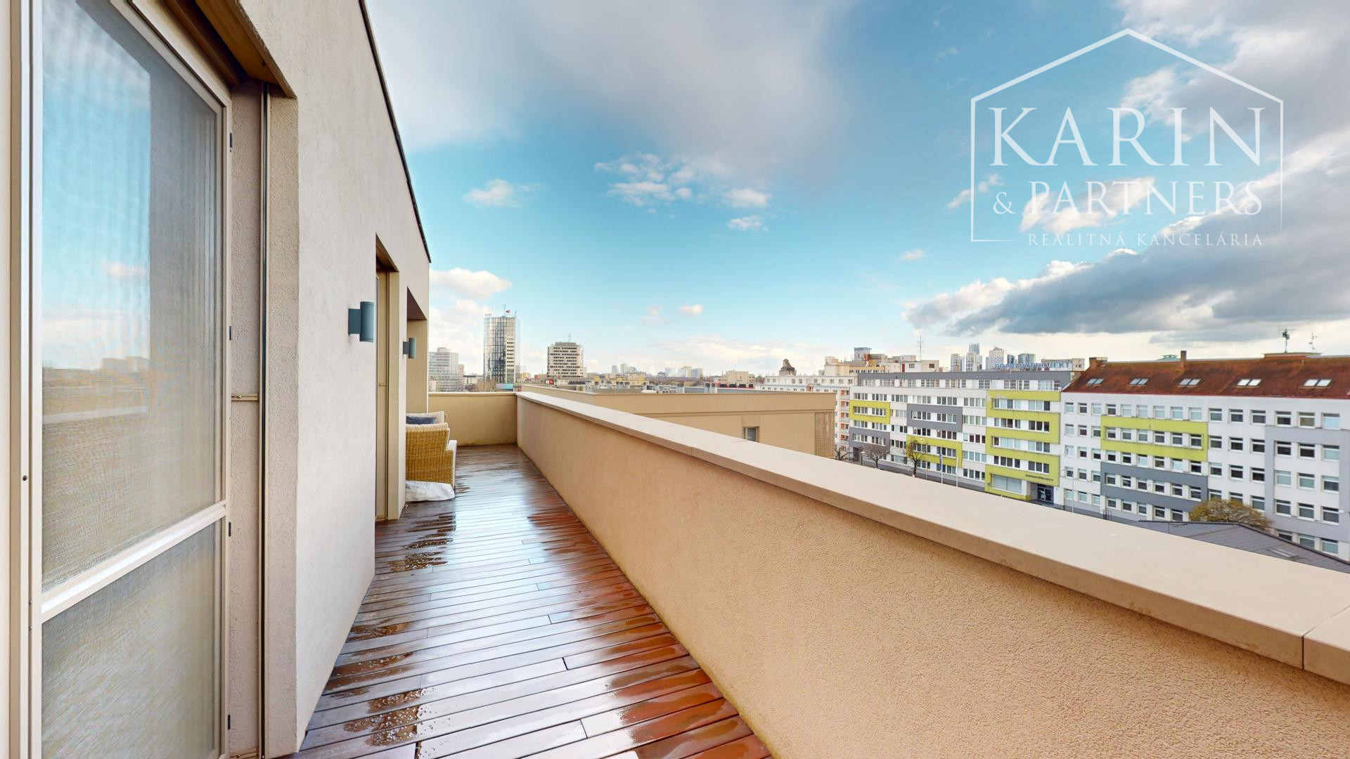 REZERVOVANÉ 3I BYT NA NAJVYŠŠOM POSCHODÍ S LODŽIOU A PIVNICOU