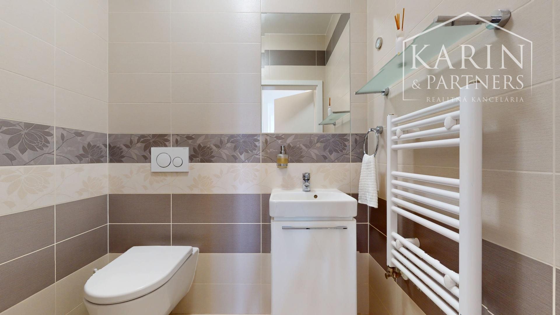 REZERVOVANÉ 3I BYT NA NAJVYŠŠOM POSCHODÍ S LODŽIOU A PIVNICOU