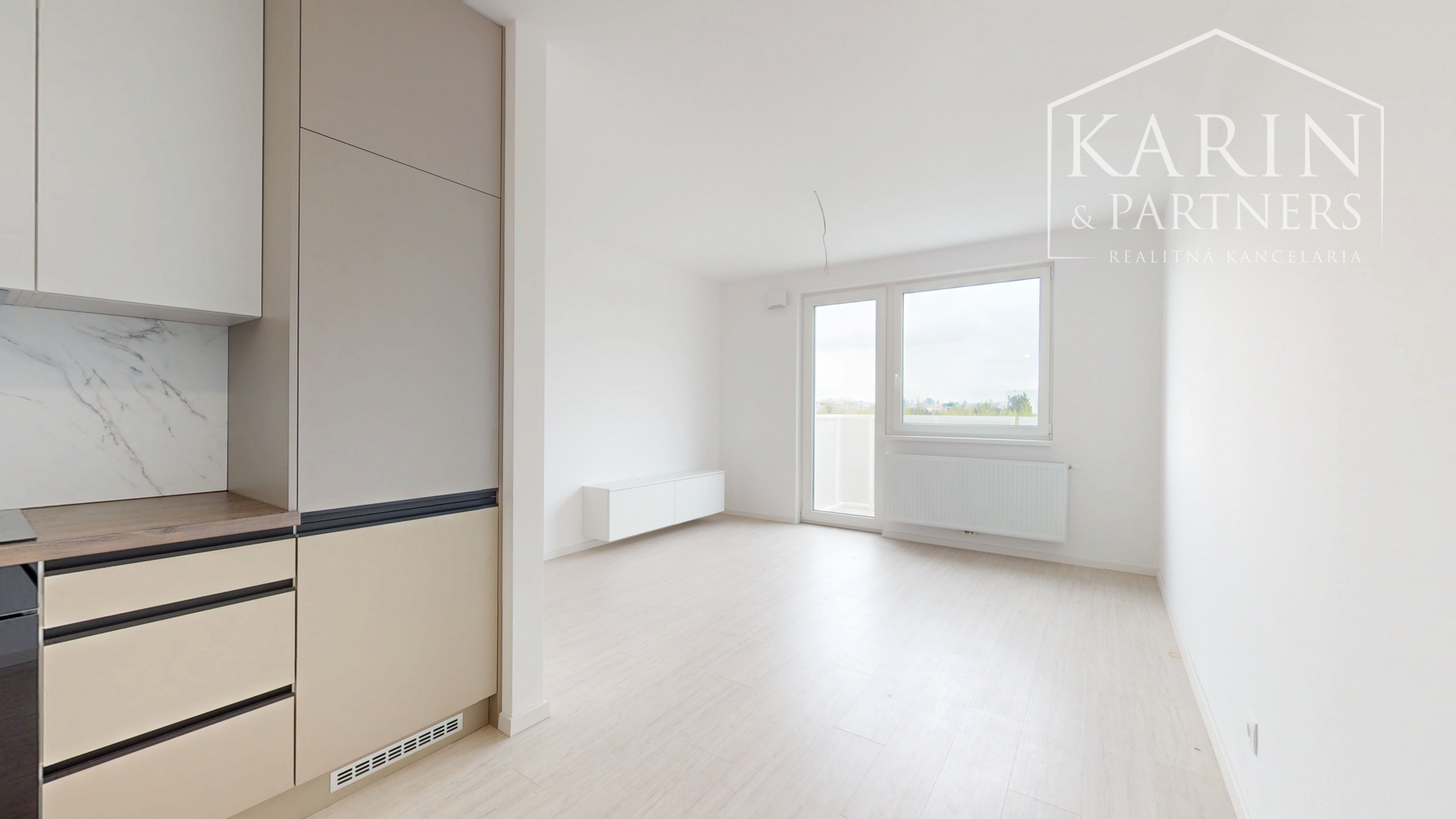 PREDANÉ - 2-IZBOVÝ BYT S BALKÓNOM, PIVNICOU A PARKINGOM NA PREDAJ - OVOCNÉ SADY - BRATISLAVA