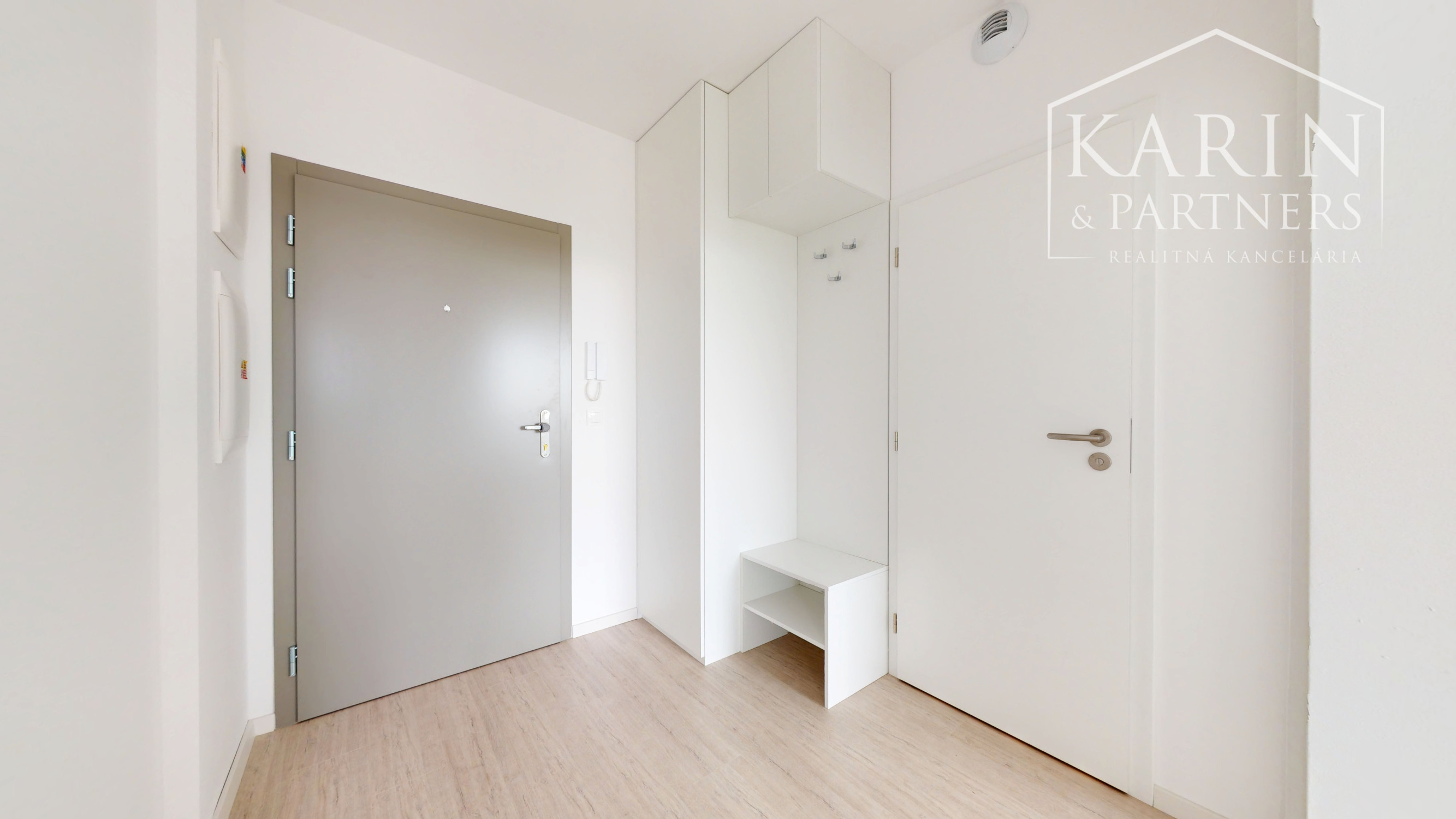 PREDANÉ - 2-IZBOVÝ BYT S BALKÓNOM, PIVNICOU A PARKINGOM NA PREDAJ - OVOCNÉ SADY - BRATISLAVA