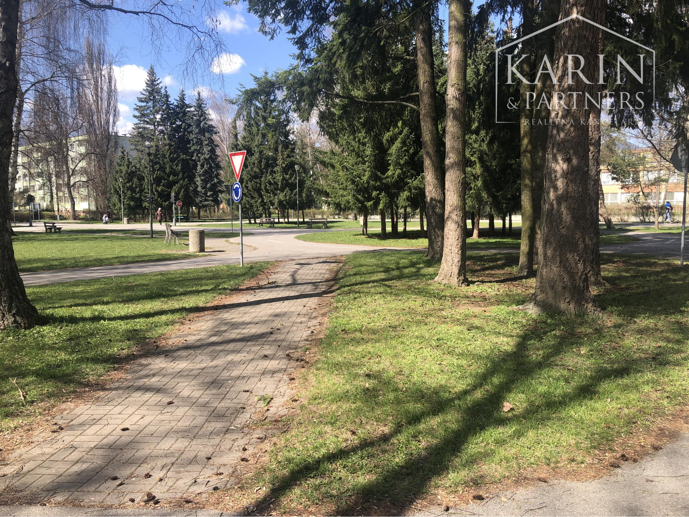 Predaj 3-izbový byt Martin - Sever