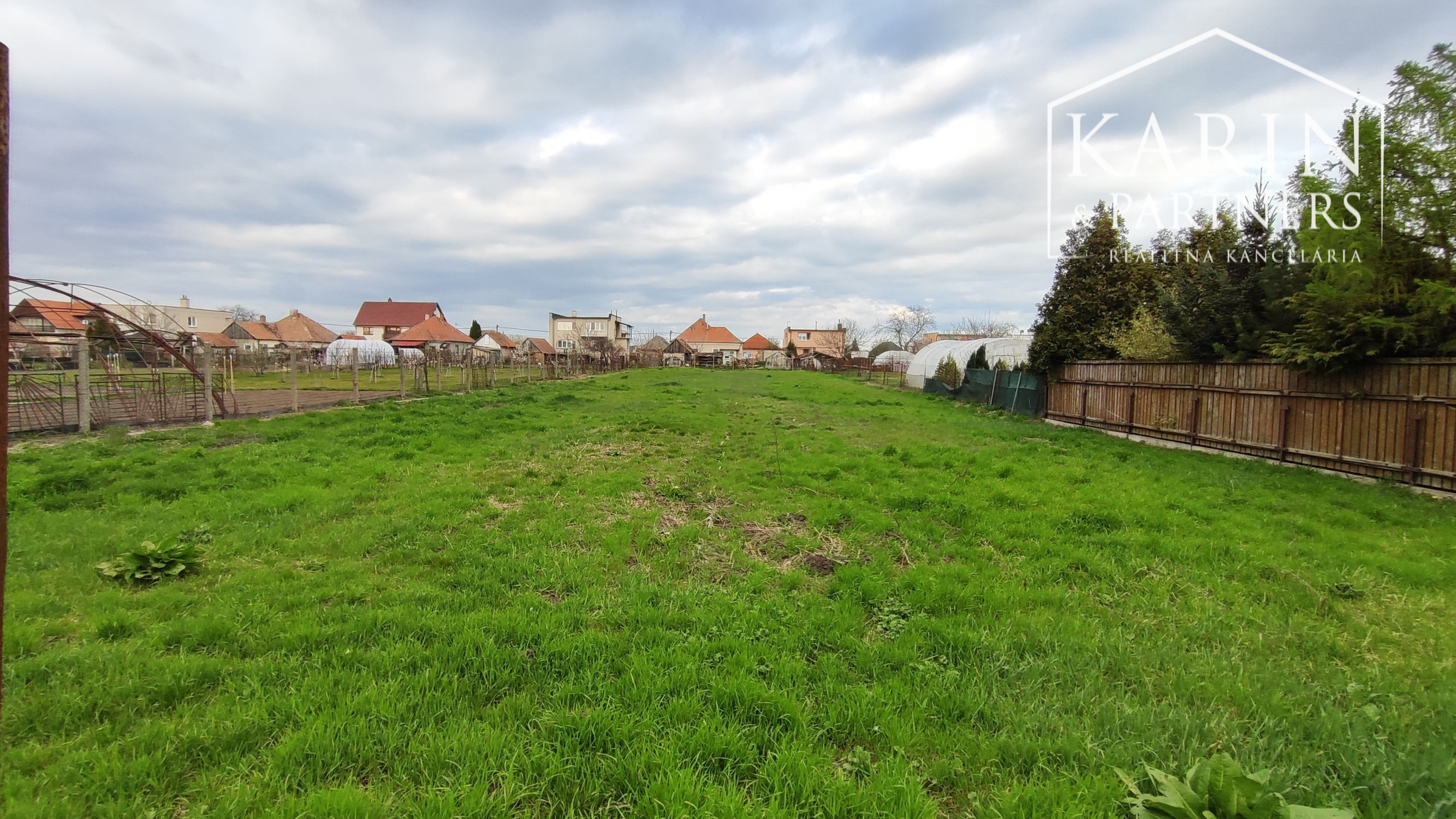 Stavebný pozemok Bešeňov