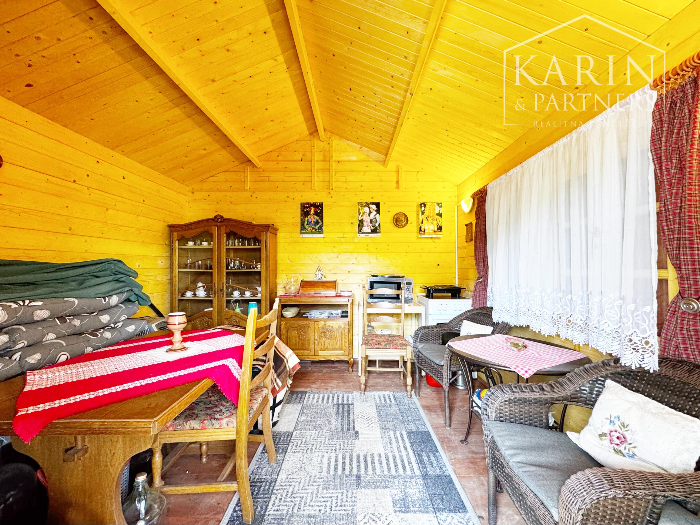 Vinohradnícky domček po reko aj s vinohradom, za Líštinami